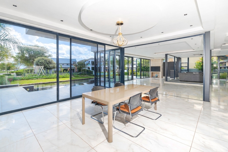6 Bedroom Property for Sale in The Islands Estates North West